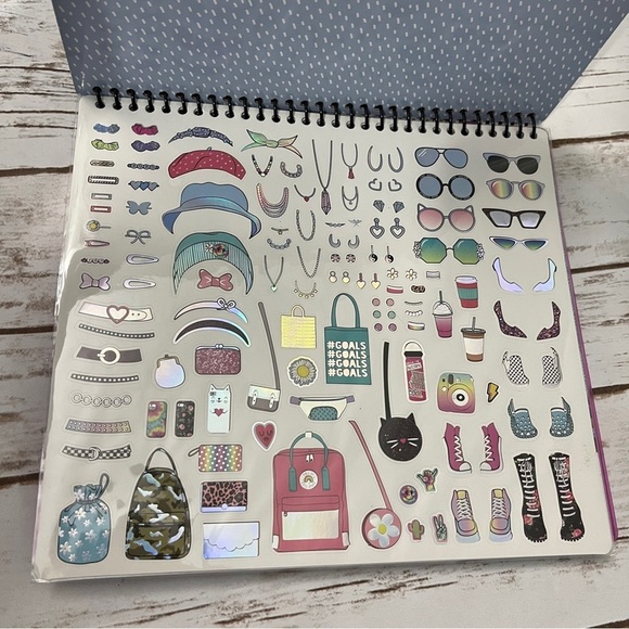 I Love Fashion Fashion Angels Design Sketch Set 100 Stickers - Picture 3 of 9